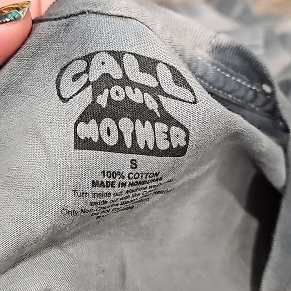 NWOT CALL Your Mother Smiley Face Tie Dye Tee - Picture 2 of 5
